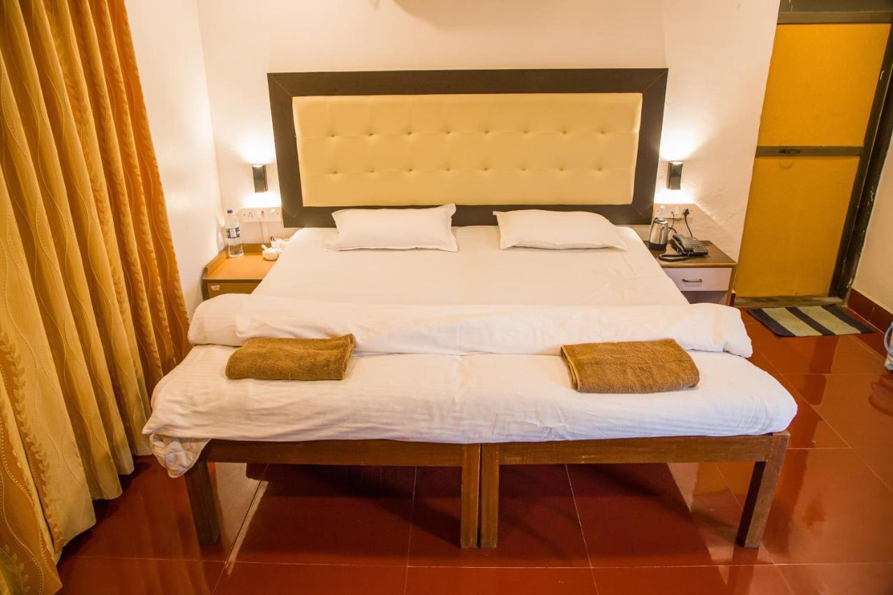 สนิธยา รีสอร์ต Hotel อลีบาก ภายนอก รูปภาพ