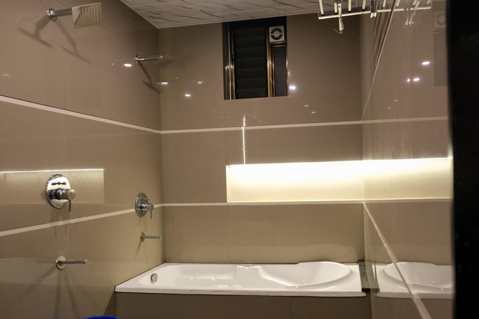 สนิธยา รีสอร์ต Hotel อลีบาก ภายนอก รูปภาพ